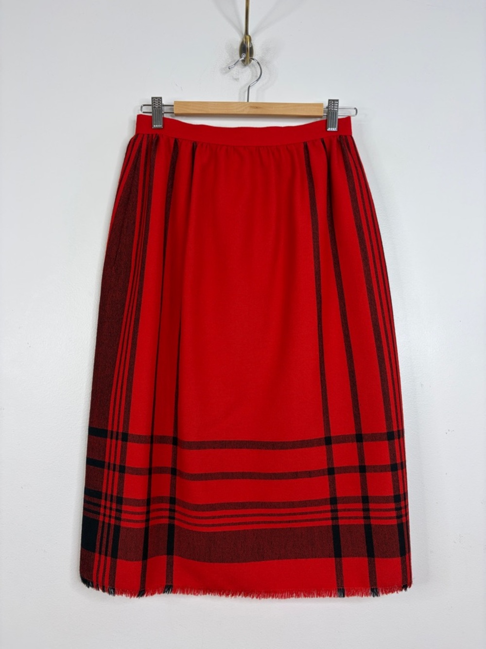 Vintage Midi Skirt Womens Small Red Black Wool Plaid Handwoven Made in Canada